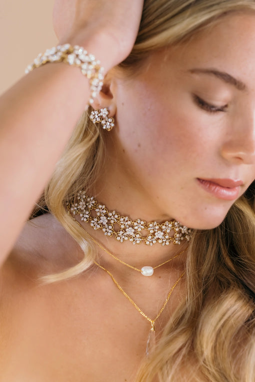 Ribbons Reinvented: A Modern Tribute to Vintage Romance