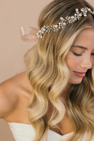 ROMANTIC BRIDE