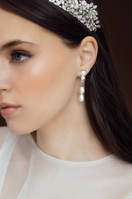 ELOWEN EARRINGS