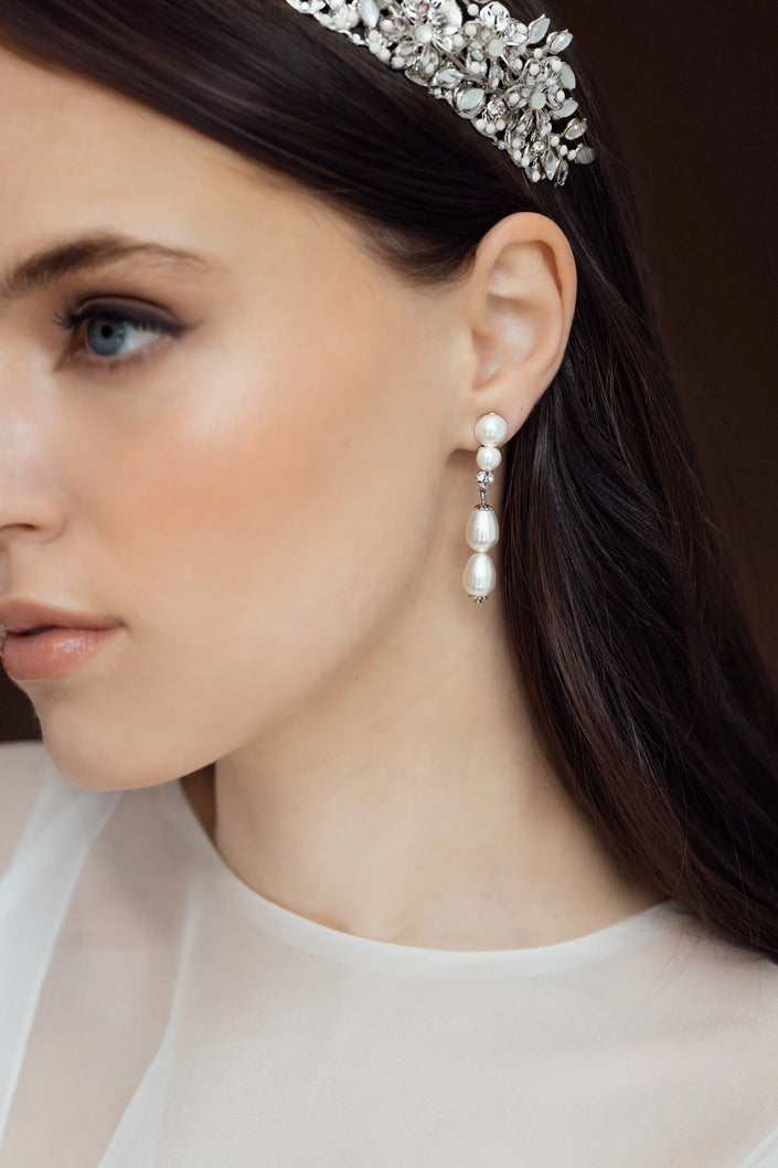 ELOWEN EARRINGS