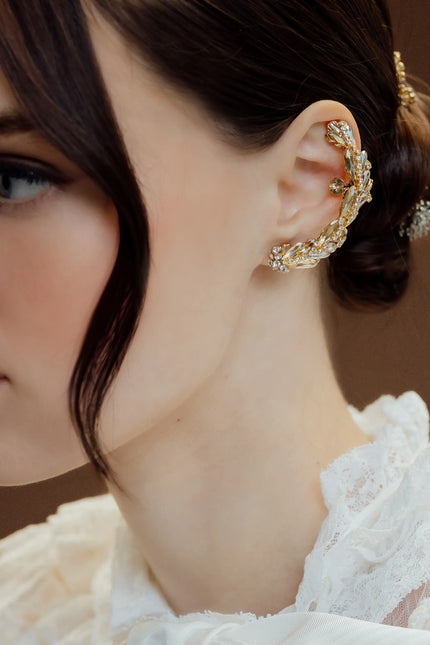 AURELETTE EAR CRAWLER
