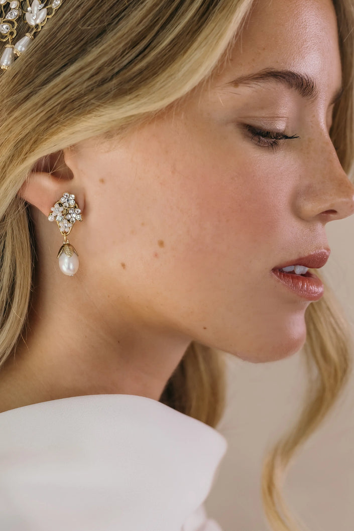 ANELISE EARRINGS