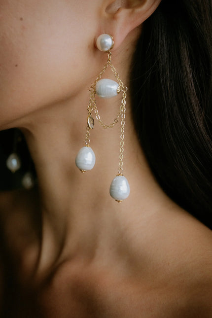 ALODIA EARRINGS