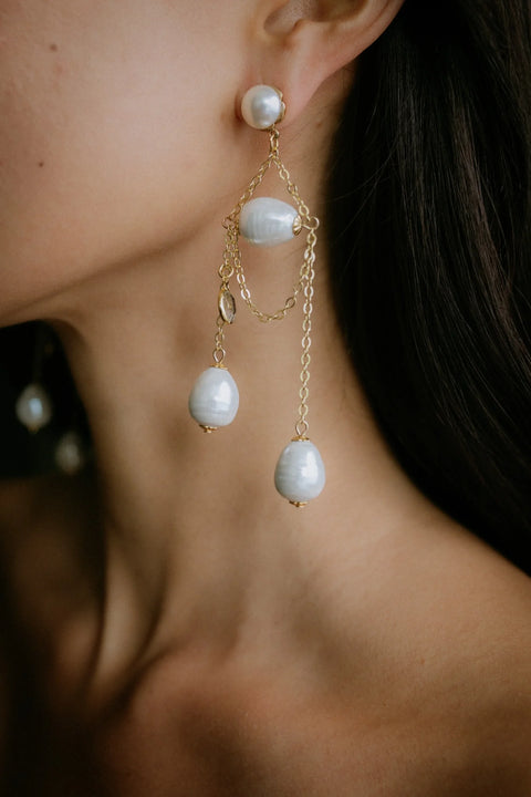 ALODIA EARRINGS