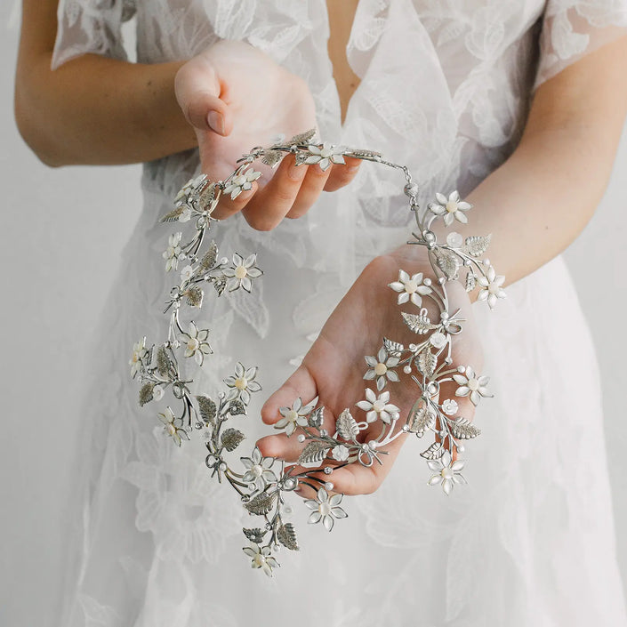 LORETTA HALO