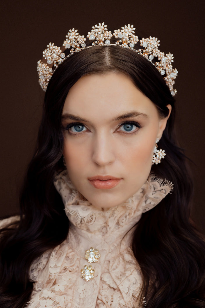 ROSANETTE CROWN