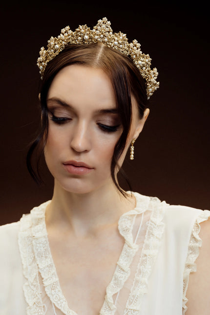 EVANGELINE CROWN