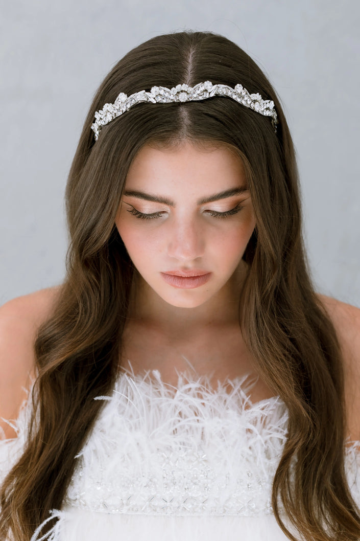 REVERIE CROWN