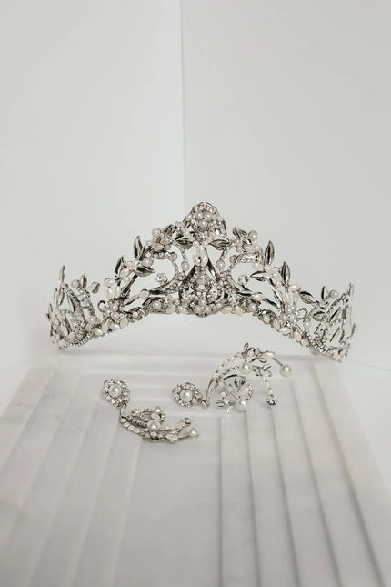 STRENGTH CROWN